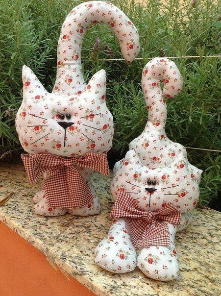 Кошечки в цветочек