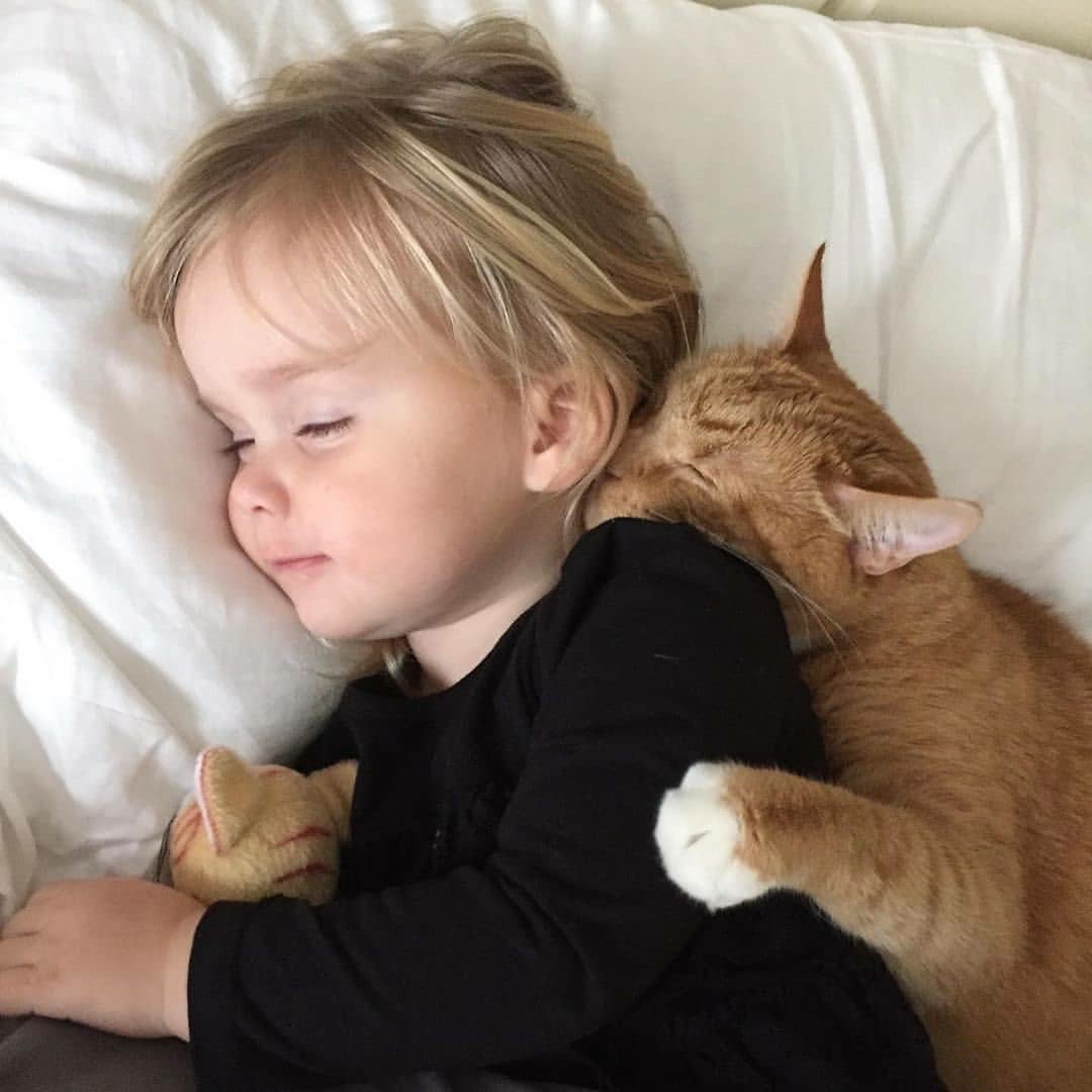 Спи, спи, рано ещё